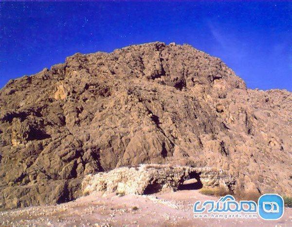بی توجهی شامل حال اثر دیدنی دارابگرد شد بی توجهی شامل حال اثر دیدنی دارابگرد شد