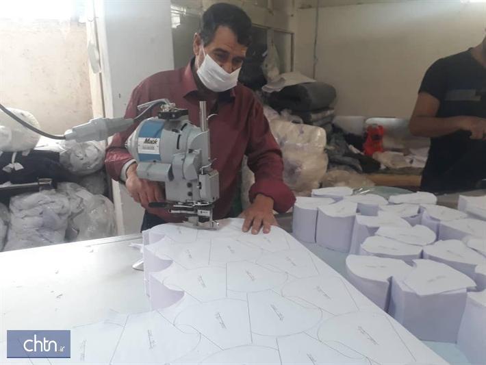 تولید روزانه بیش از 6هزارماسک در یک کارگاه صنایع دستی اصفهان
