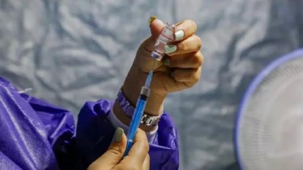 اورژانس اصفهان امکان واکسیناسیون کرونا در منازل را ندارد