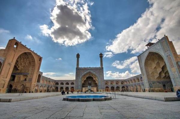 آشنایی با مسجد آدینه اصفهان