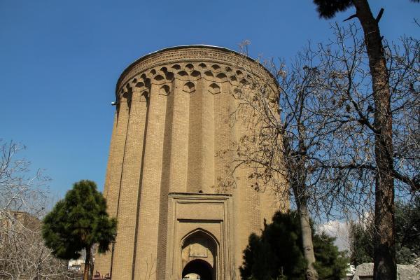 راز معماری خارق العاده این برج در شهر ری چیست؟